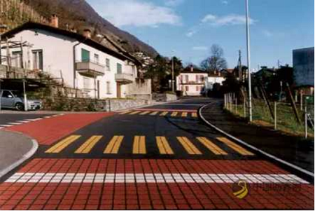 彩色防滑路面材料解析