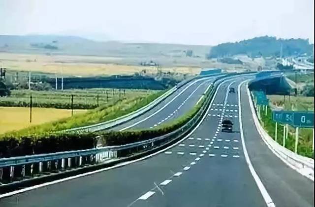 重庆市交通基础设施重大项目强力推进