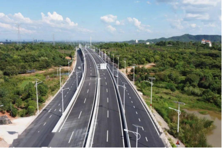 交通运输部：进一步加快国家重点公路建设项目设计审批工作